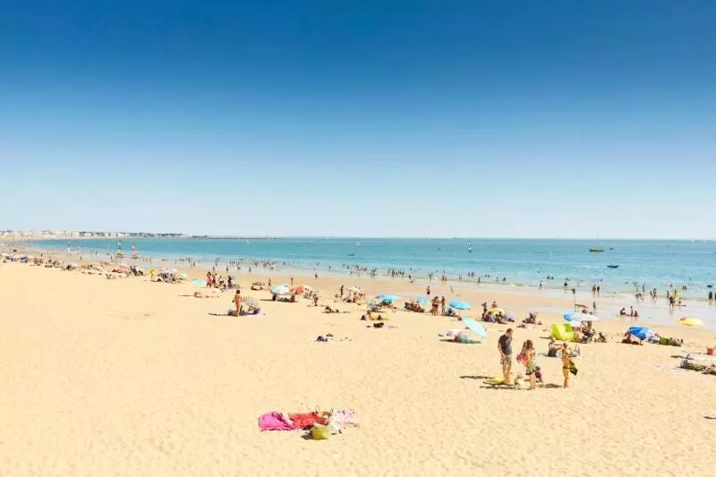 Le Cottage Baulois Entre Mer Et Nature  Plages  Tout à Vélo Ou à Pied  Piscine Couverte