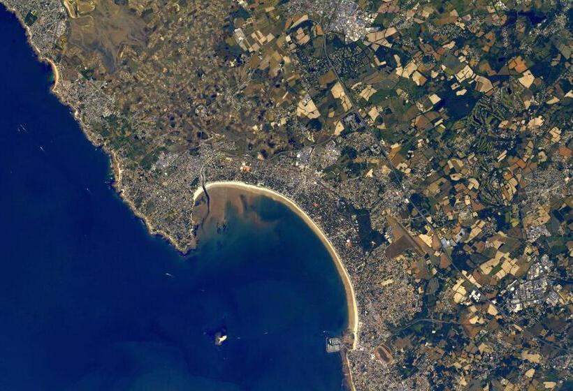 Le Cottage Baulois Entre Mer Et Nature Plages Tout à Vélo Ou à Pied Piscine Couverte