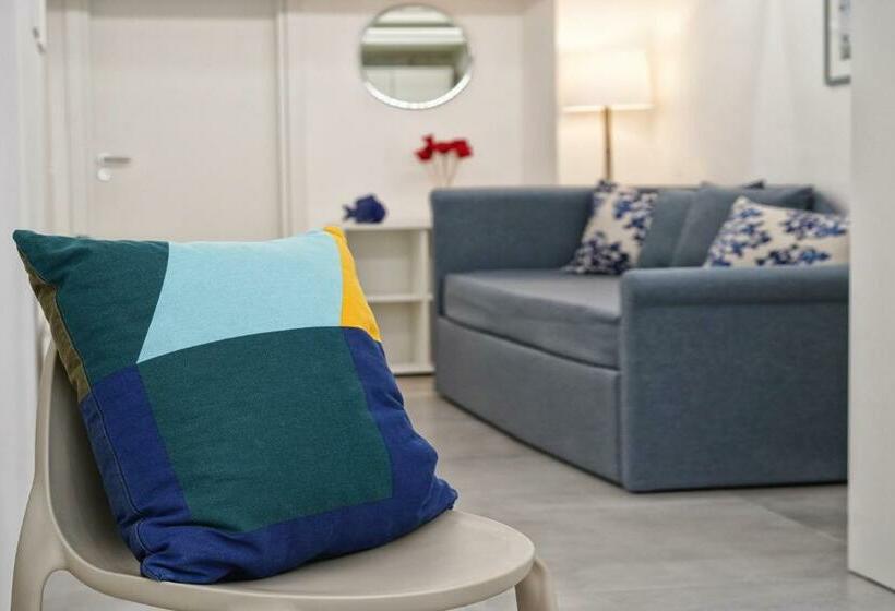 Lo Scoglio Della Formica B&b