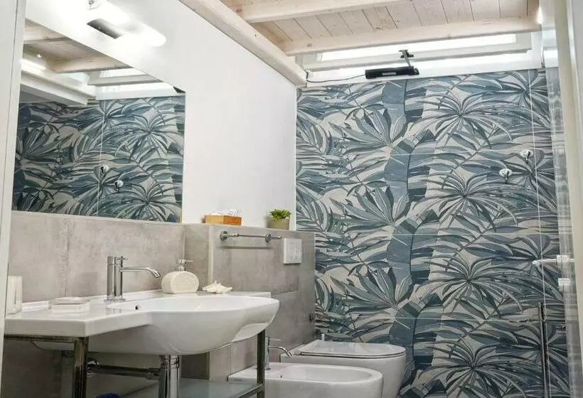 Lo Scoglio Della Formica B&b