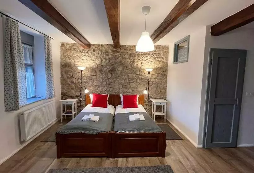 Majatalo Vitamin K73 Vendégház