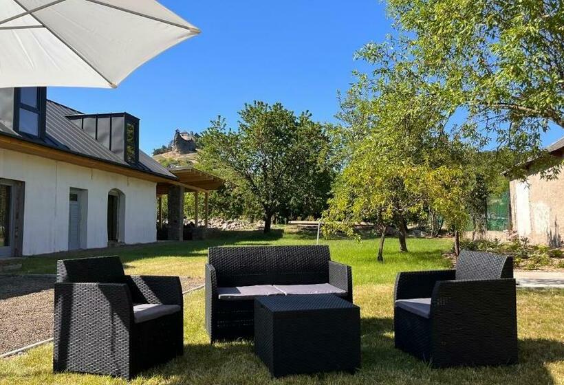 膳宿费 Vitamin K73 Vendégház