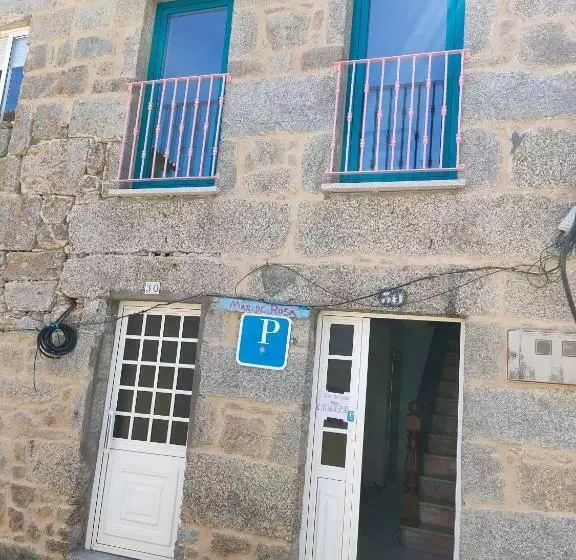 Pension Mar De Rosa