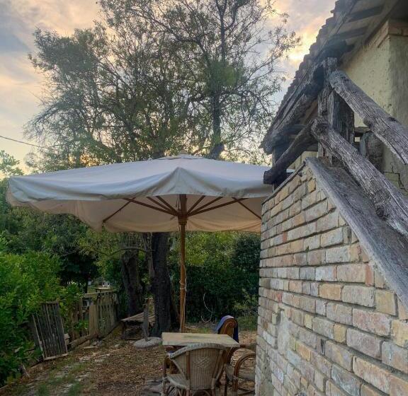 צימר Casa Di Terra Cruda