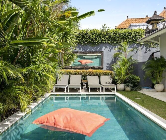 Cuci Mata Villa By Hombali