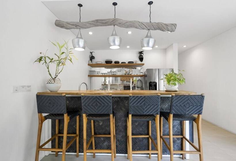 Cuci Mata Villa By Hombali