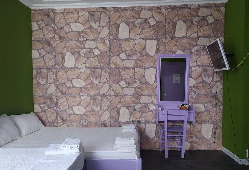 Dionysos Otel & Restoran & Ada Kahvaltı