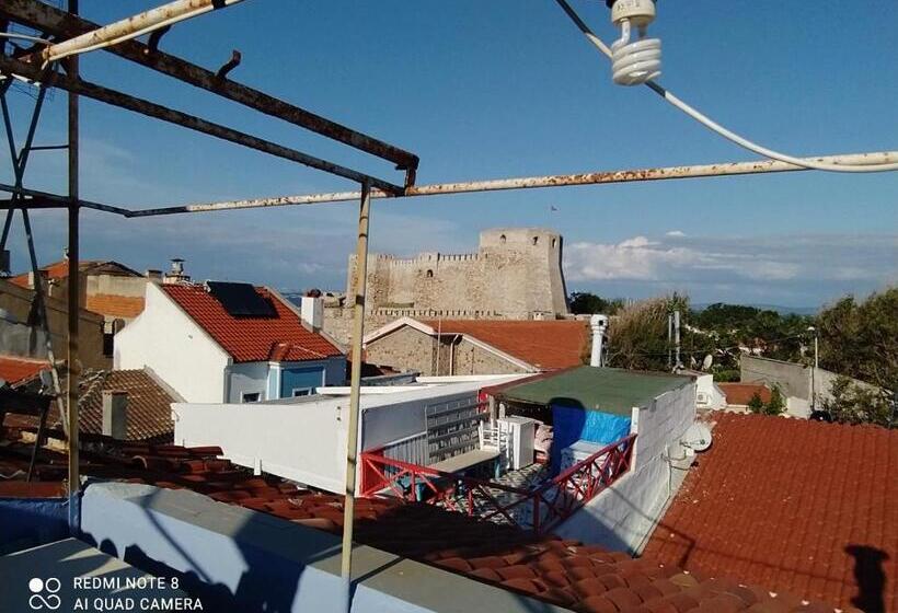 Dionysos Otel & Restoran & Ada Kahvaltı