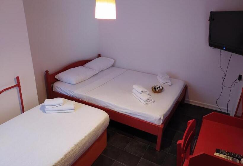 Dionysos Otel & Restoran & Ada Kahvaltı