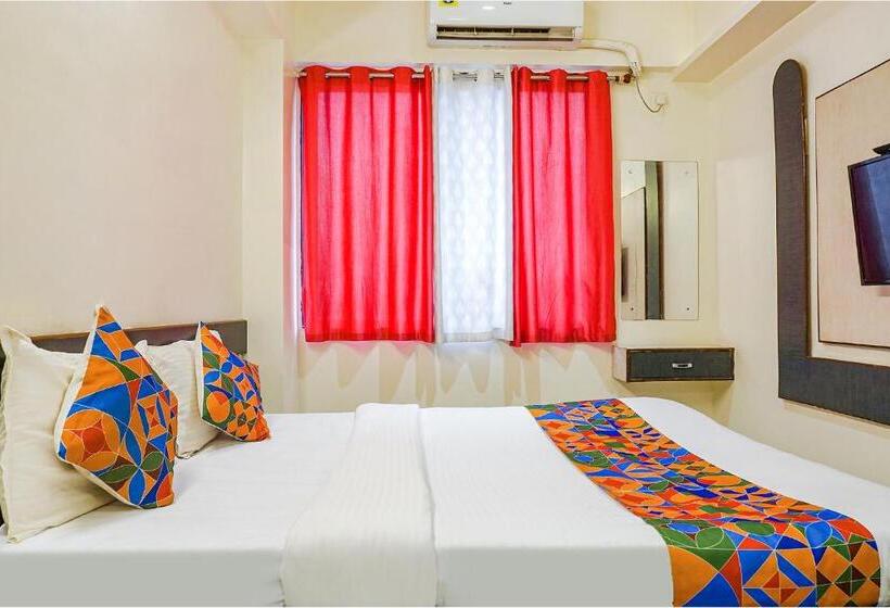 בית מלון כפרי Capital O 68692 Homely Stay