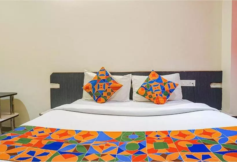 ホテル Capital O 68692 Homely Stay