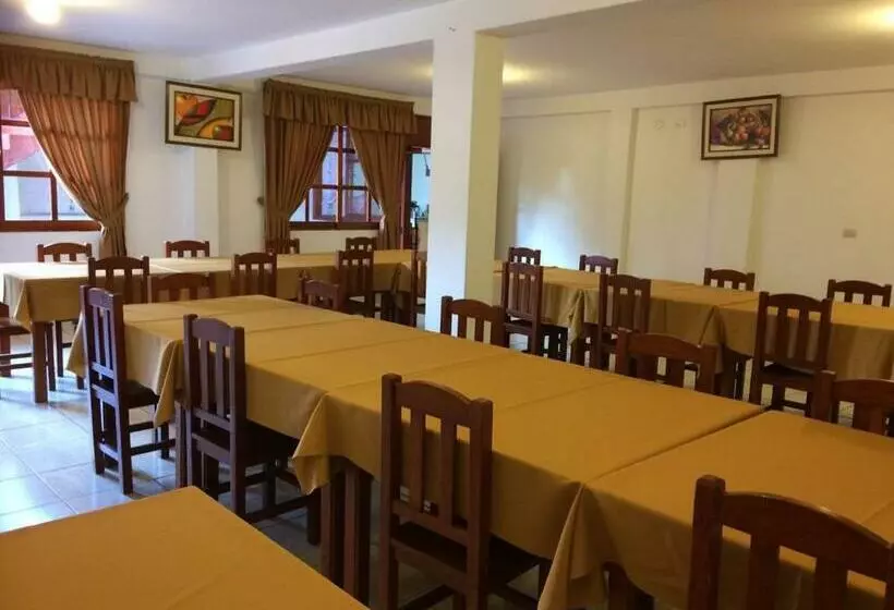 هتل Las Torrecitas