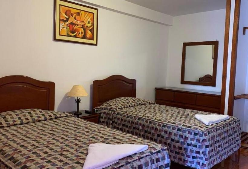 ホテル Las Torrecitas