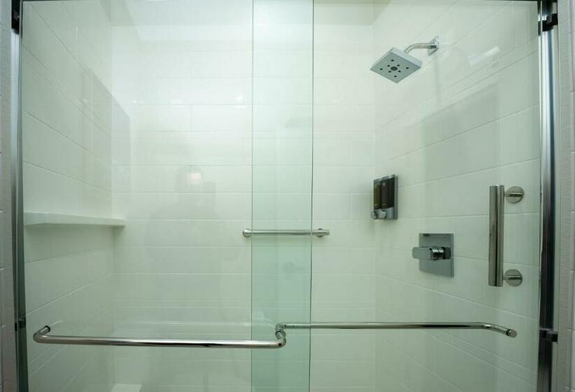 فندق Palace Inn Blue Iah East