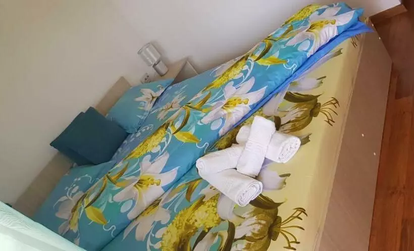 ペンション Casa Elena Eselnita