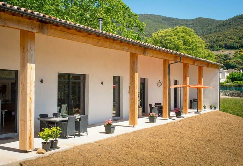 צימר Villa D Illouvre