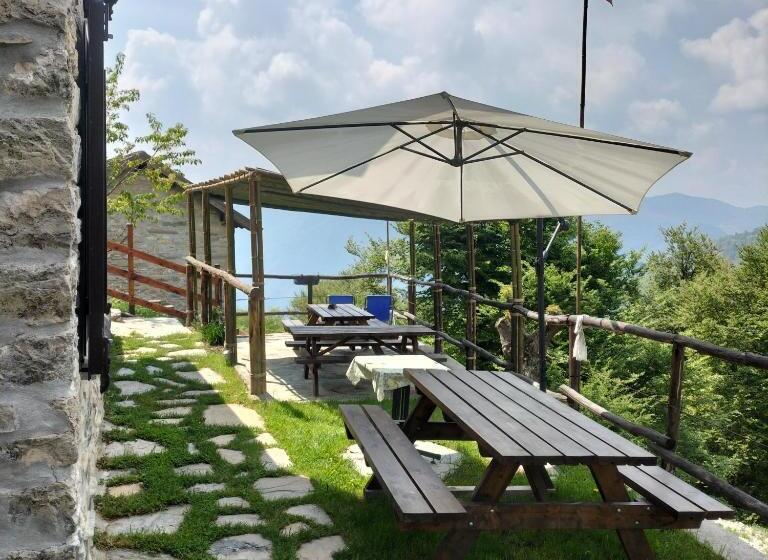 Отель Le Casette Di Laila