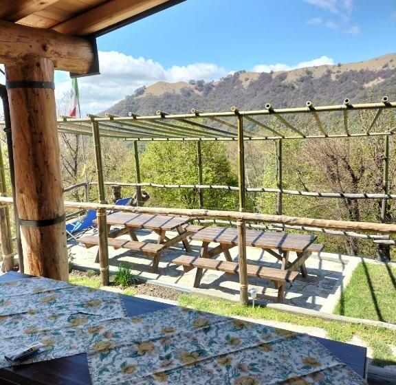 Отель Le Casette Di Laila