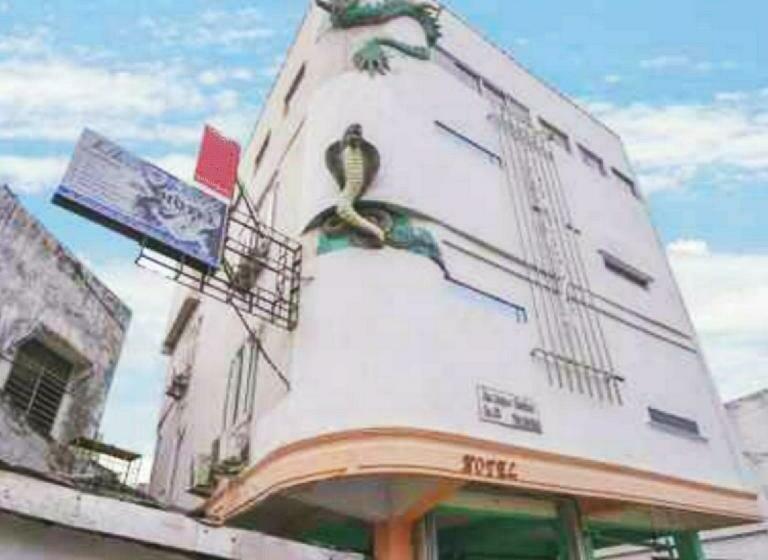 هتل Lendosis Mayor Ruslan