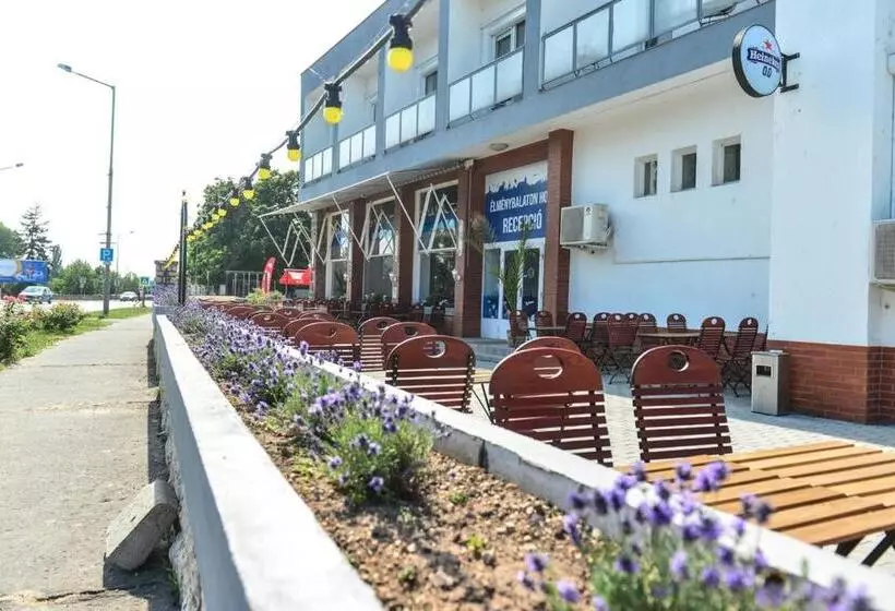 ホテル élmény Balaton
