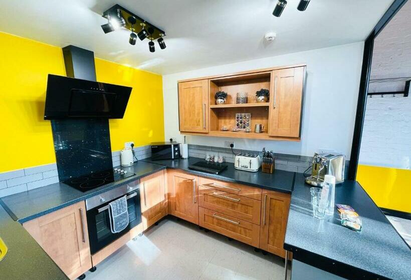 酒店 Phoenix Apartments