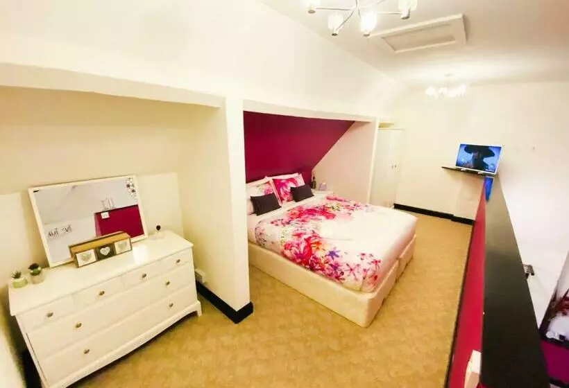ホテル Phoenix Apartments