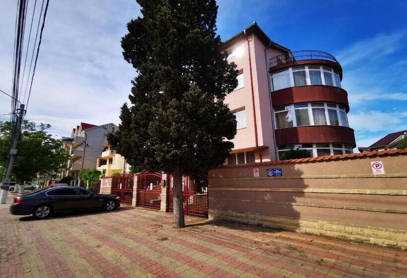 پانسیون Apartamente Vila Arcadia
