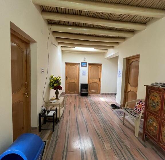 Pensão Napishu Guest House