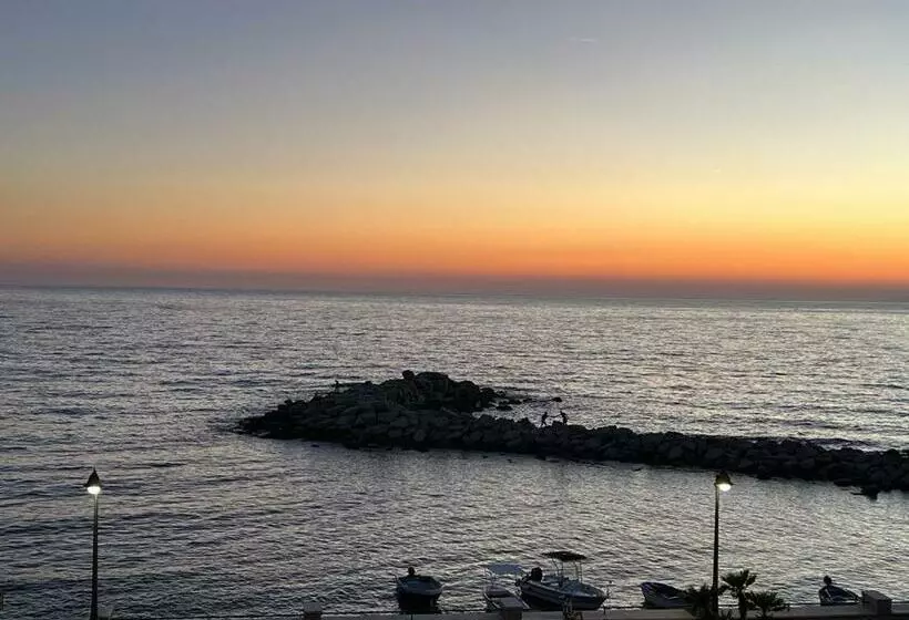ペンション Un Posto Al Mare