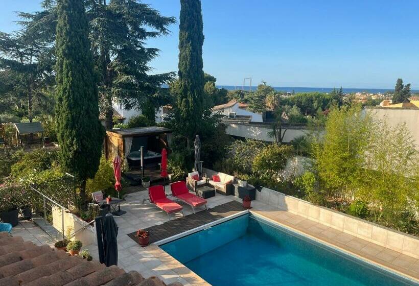 Majatalo La Villa Des Cèdres Cap D Agde Adult Only