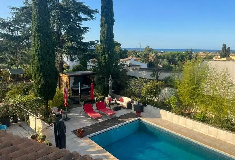 ペンション La Villa Des Cèdres Cap D Agde Adult Only