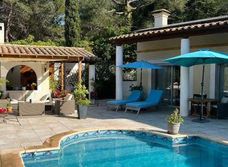 ペンション La Villa Des Cèdres Cap D Agde Adult Only