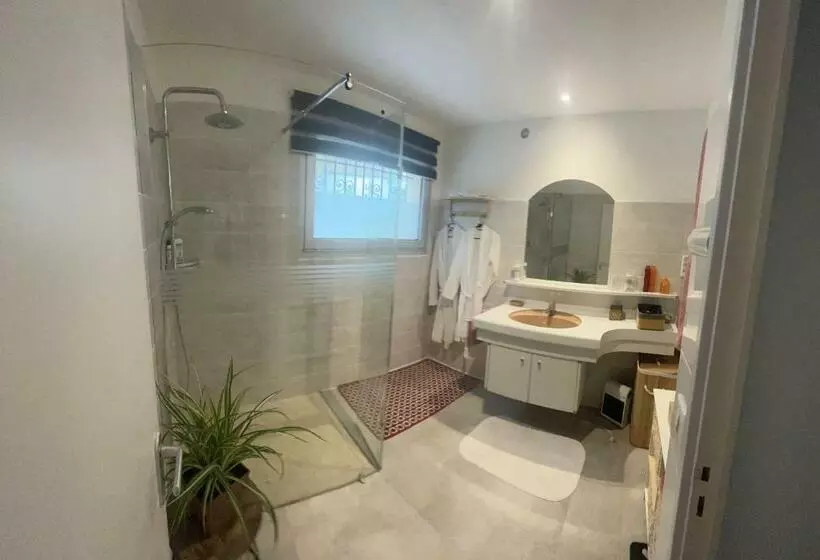 ペンション La Villa Des Cèdres Cap D Agde Adult Only