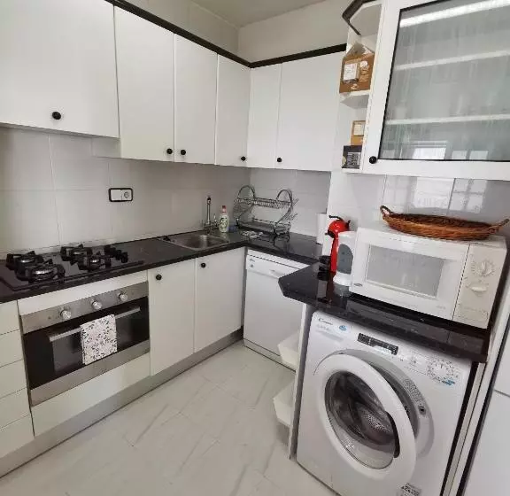 Spacious Seafront Apartment