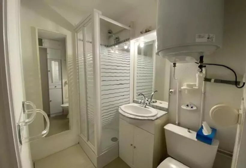 23m Peaceful With Balcony With Sea View !