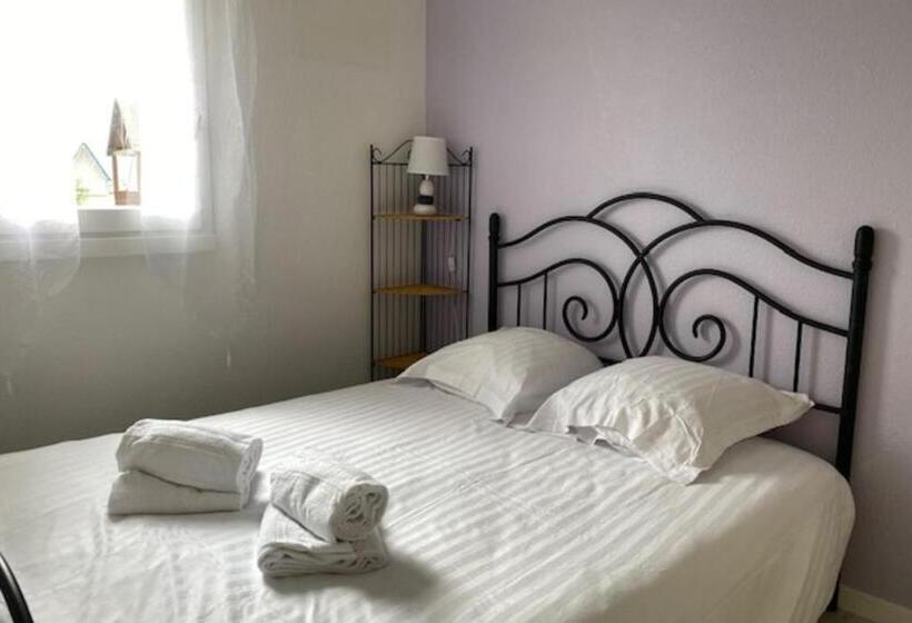 23m Peaceful With Balcony With Sea View !