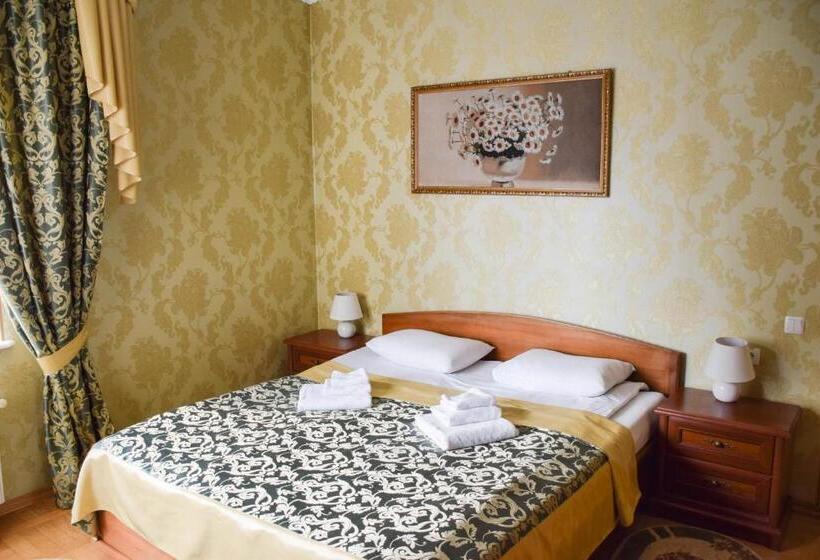 Cămin гок віват