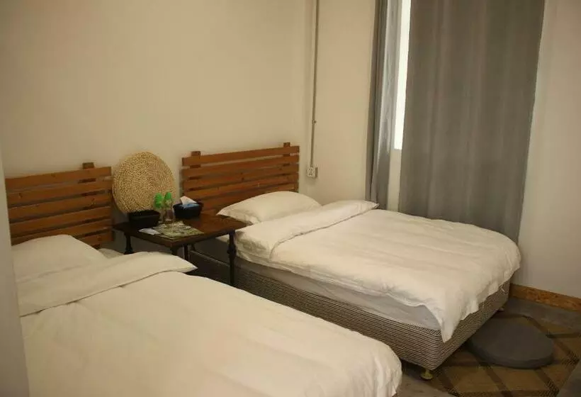 ユースホステル Kaiping Tangkou Village Inn