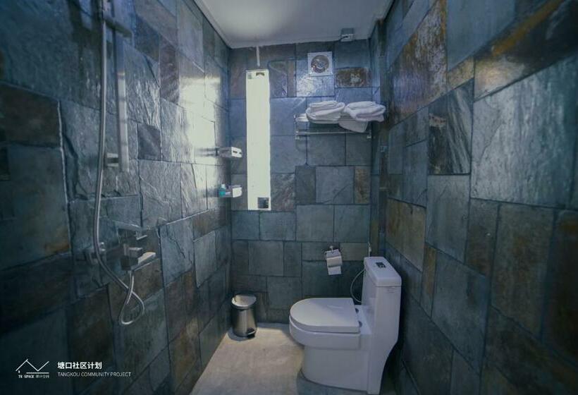 הוסטל Kaiping Tangkou Village Inn