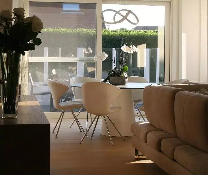 Ashley’s Villa