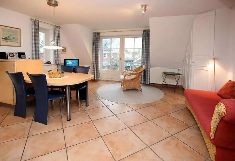 Badestraße 18a, Herzmuschel, Whg 10