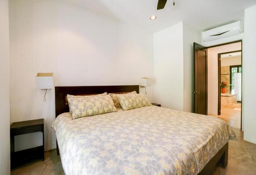 هتل Makara Suite Mariposa Ground Floor