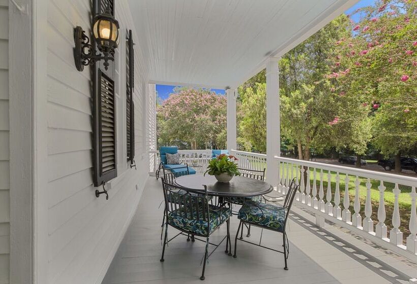 Liberty Hall Bed And Breakfast