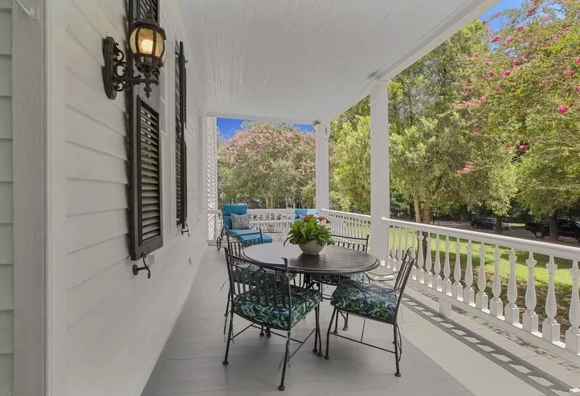 Liberty Hall Bed And Breakfast