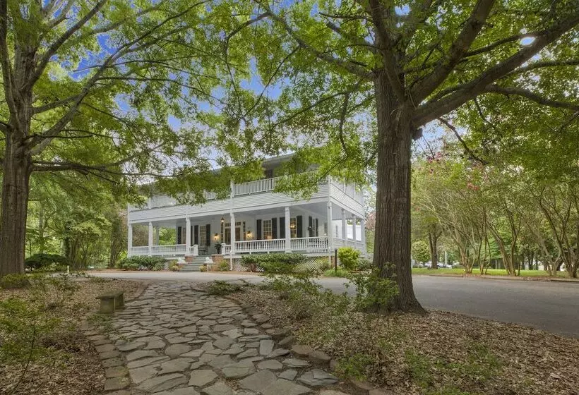 Liberty Hall Bed And Breakfast