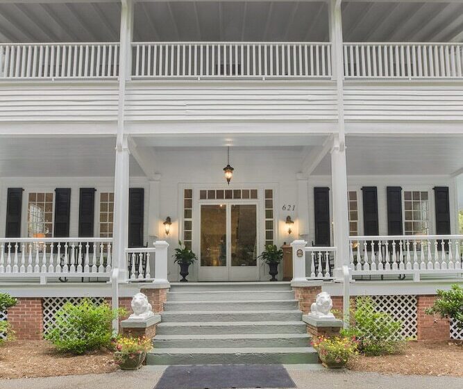 Liberty Hall Bed And Breakfast