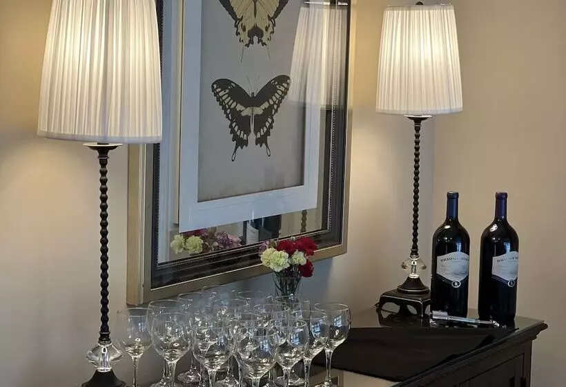 Liberty Hall Bed And Breakfast