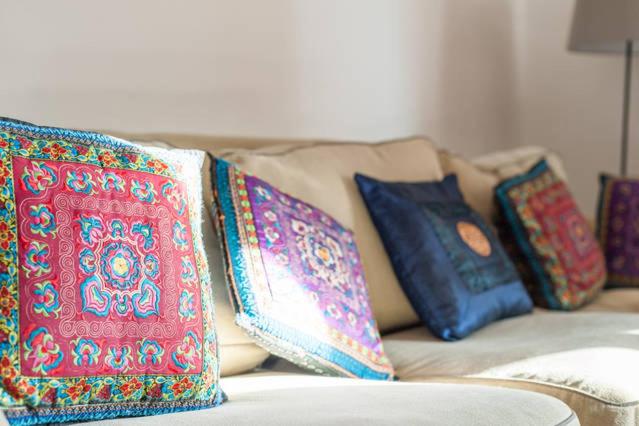 پانسیون Locchi