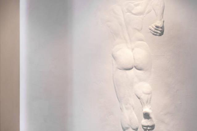 پانسیون Locchi