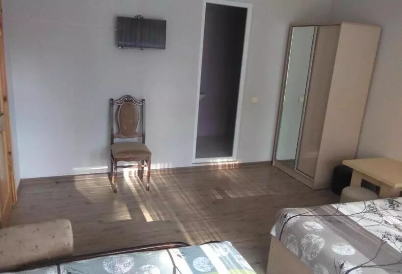 پانسیون Str.agmashenebeli 548